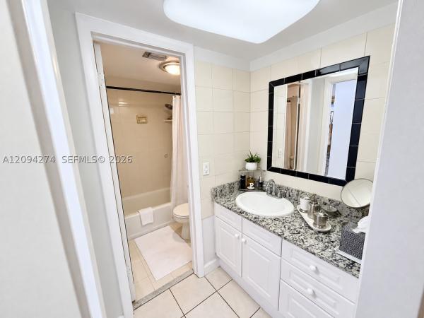 10425 SW 112th Ave #220, Unincorporated Dade County, Florida 33176, image 1