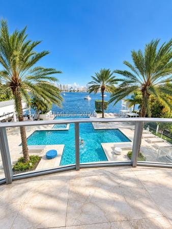 North Tower At Marina Palms, 17301 Biscayne Blvd #211, North Miami Beach, Florida 33160, image 1