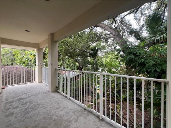 Carters, 3158 Carter St, Miami, Florida 33133, image 1