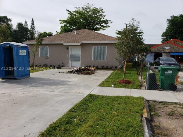 2271 NW 49th St, Unincorporated Dade County, Florida 33142, image 1
