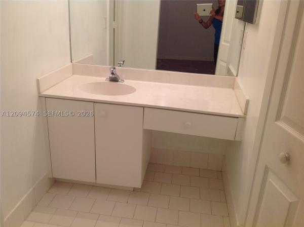 Malibu Bay, 606 NW 208th Way #208, Pembroke Pines, Florida 33029, image 1