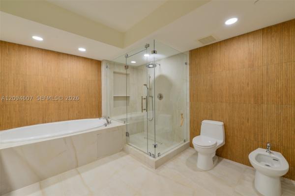 Beach Club 1, 1850 S Ocean Dr #3702, Hallandale Beach, Florida 33009, image 1