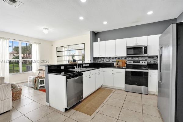 The Isles At Oakland Park, 3169 NW 32nd Ct, Oakland Park, Florida 33309, image 1