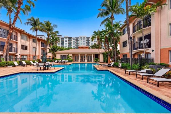 Village East, 2005 SE 10th Ave #407, Fort Lauderdale, Florida 33316, image 1