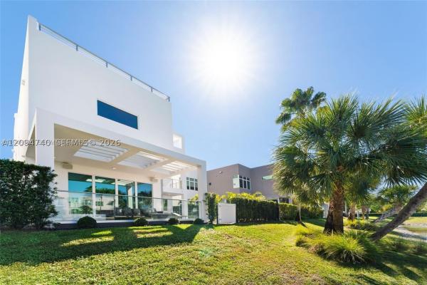 The Mansions At Doral, 10561 NW 67th Ter, Doral, Florida 33178, image 1