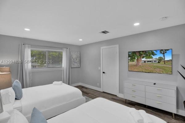 63 SE 5th Ave, Deerfield Beach, Florida 33441, image 1