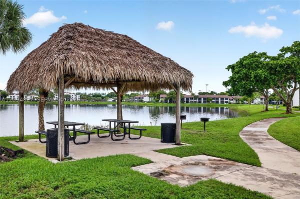 Lake Pointe, 204 Lake Pointe Dr #107, Oakland Park, Florida 33309, image 1