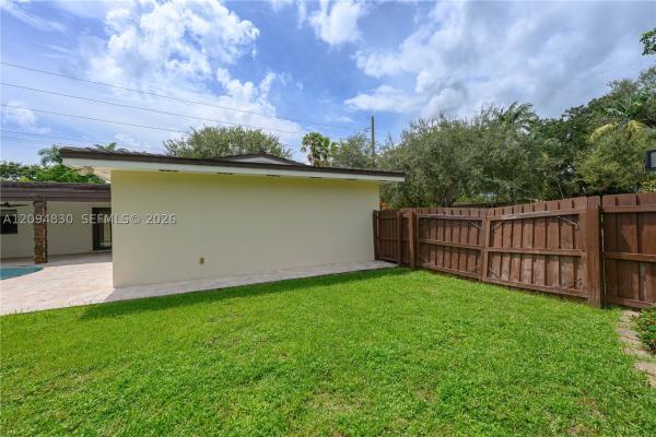 Herman Manor, 7985 SW 136th St, Pinecrest, Florida 33156, image 1