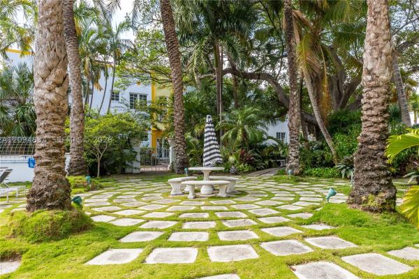 Helen Mar, 2421 Lake Pancoast Dr #3B, Miami Beach, Florida 33140, image 1