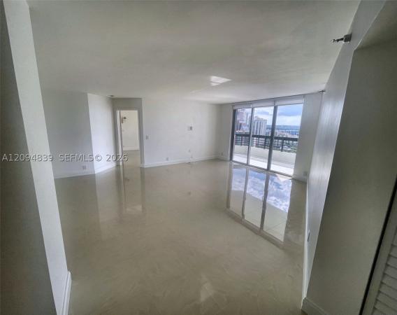 Mystic Pointe Tower 400, 3500 Mystic Pointe Dr #3002, Aventura, Florida 33180, image 1
