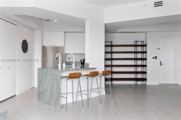 Turnberry Village South Tower, 19900 E Country Club Dr #TS-08, Aventura, Florida 33180, image 1