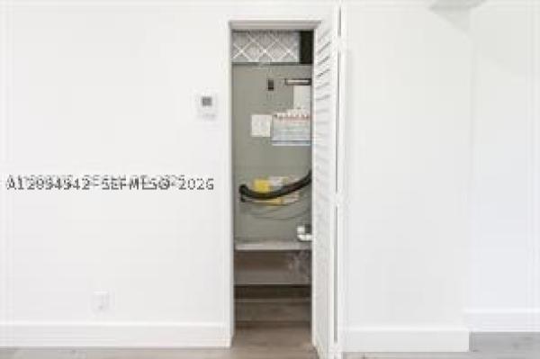 Croissant Park, 307 SW 15th St, Fort Lauderdale, Florida 33315, image 1