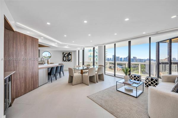 The Landmark, 20185 E Country Club Dr #1904, Aventura, Florida 33180, image 1