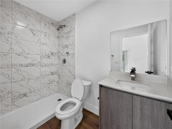 1021 NW 1st St #201, Miami, Florida 33128, image 1