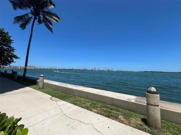 Miami, Florida 33131, image 1