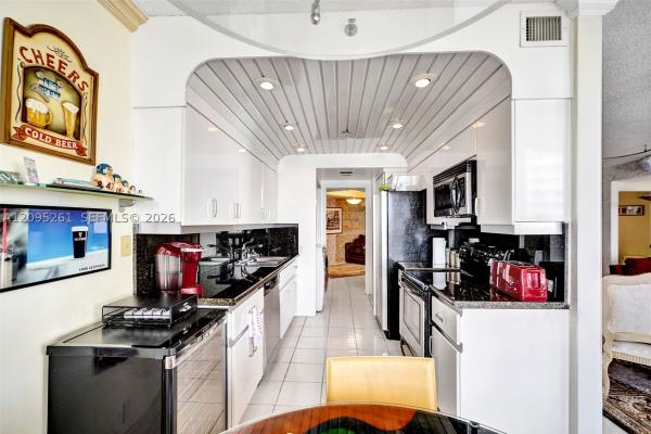 3000 Island Boulevard, 3000 Island Blvd #2304, Aventura, Florida 33160, image 1
