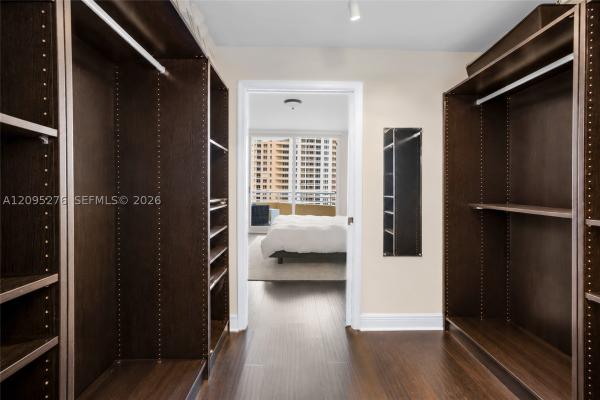 Miami, Florida 33131, image 1