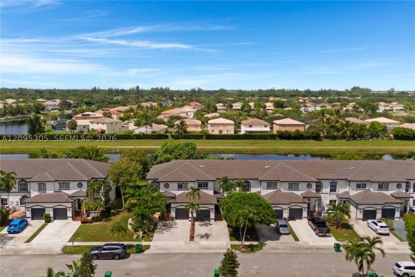 Somerset Cove At Vizcaya, 12913 SW 49th Ct, Miramar, Florida 33027, image 1