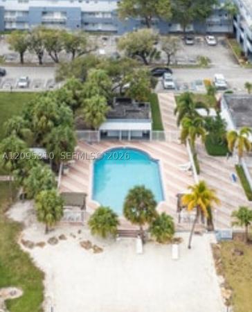 9371 Fontainebleau Blvd #I-220, Unincorporated Dade County, Florida 33172, image 1