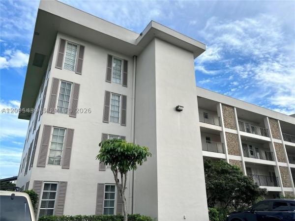 Palm-Aire Country Club 1, 2900 N Palm Aire Dr #210, Pompano Beach, Florida 33069, image 1