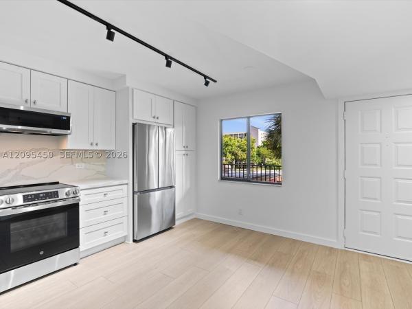 Cypress Bend, 2200 S Cypress Bend Dr #303, Pompano Beach, Florida 33069, image 1