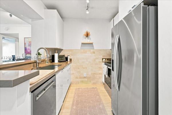 Da Vinci On Douglas, 2665 SW 37th Ave #211, Miami, Florida 33133, image 1