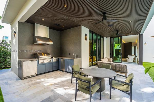 The Mansions At Doral, 10540 NW 67th Ter, Doral, Florida 33178, image 1