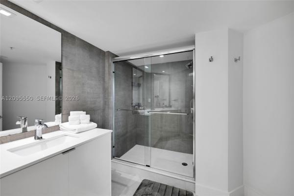 2080 Ocean Drive, 2080 S Ocean Dr #511, Hallandale Beach, Florida 33009, image 1