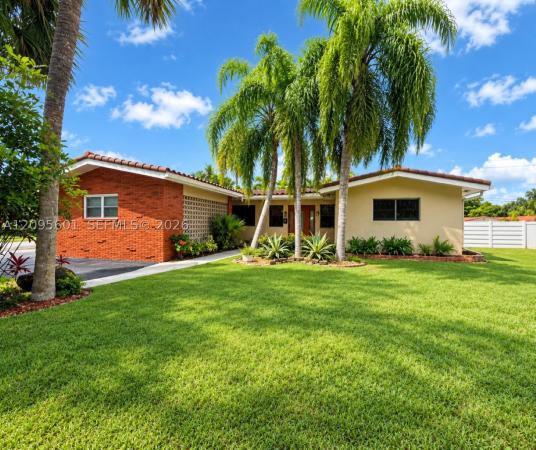 Hollywood Hills, 604 N Crescent Dr, Hollywood, Florida 33021, image 1