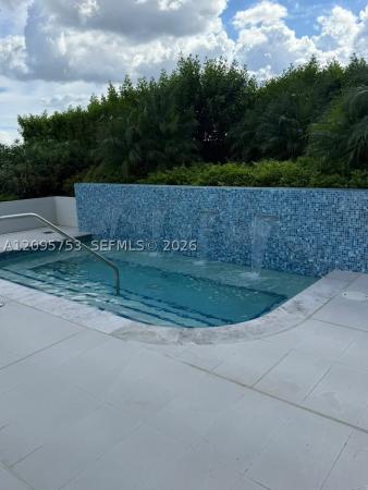 2411 Laguna Cir #1204, Miami, Florida 33181, image 1
