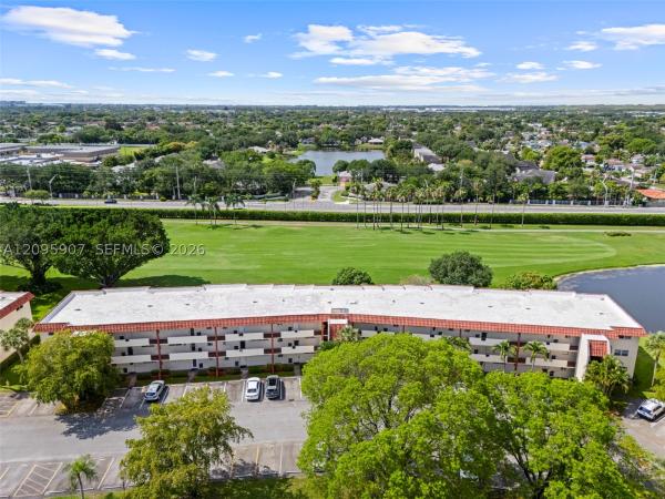 Hollybrook Golf & Tennis Club, 9820 S Hollybrook Lake Dr #208, Pembroke Pines, Florida 33025, image 1