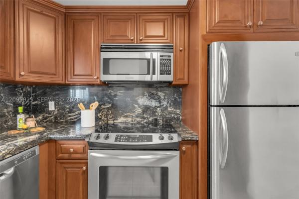 Washington Square, 220 Washington Ave #5D, Miami Beach, Florida 33139, image 1