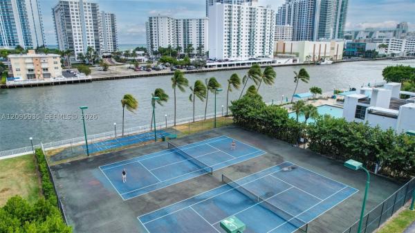 Oceanview Park, 1000 Parkview Dr #715, Hallandale Beach, Florida 33009, image 1