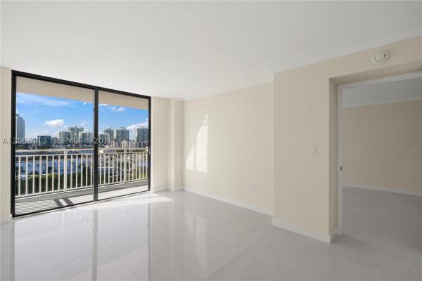 Winston Towers 600, 210 174th St #1103, Sunny Isles Beach, Florida 33160, image 1