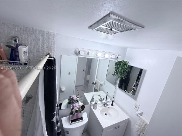 Wincast Arms, 4311 Crystal Lake Dr #120, Deerfield Beach, Florida 33064, image 1