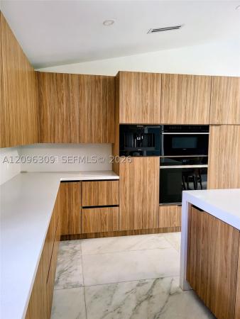 Sugar Pond Manor, 712 Juniper Pl, Wellington, Florida 33414, image 1