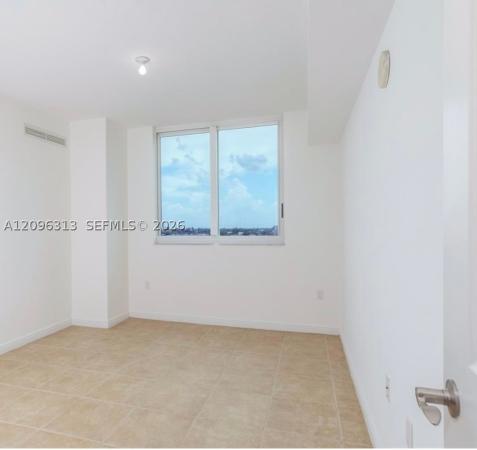 Duo West, 1745 E Hallandale Beach Blvd #507W, Hallandale Beach, Florida 33009, image 1