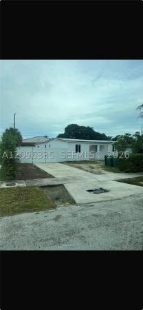 4135 SW 116th Ave, Unincorporated Dade County, Florida 33165, image 1