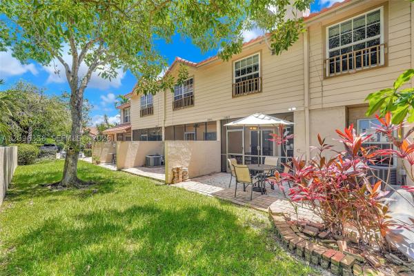 Cypress Glen Townhomes, 10807 Cypress Glen Dr, Coral Springs, Florida 33071, image 1