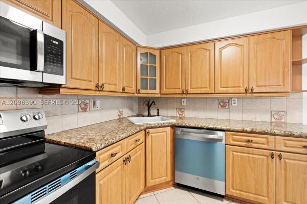 Commodore Plaza Century, 2780 NE 183rd St #1207, Aventura, Florida 33160, image 1