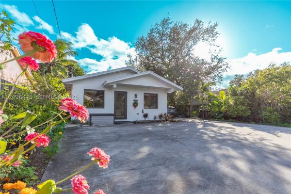 518 NW 94th St #1, Unincorporated Dade County, Florida 33150, image 1