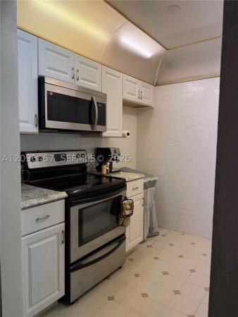 Pembroke Pines, Florida 33027, image 1