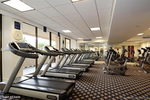 Turnberry Isle North, 19707 Turnberry Way #4L, Aventura, Florida 33180, image 1