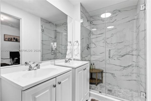 Sky Vista, 1430 NE 11th St, Homestead, Florida 33033, image 1