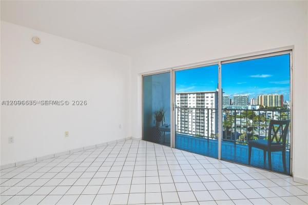 Arlen House West, 500 Bayview Dr #1227, Sunny Isles Beach, Florida 33160, image 1
