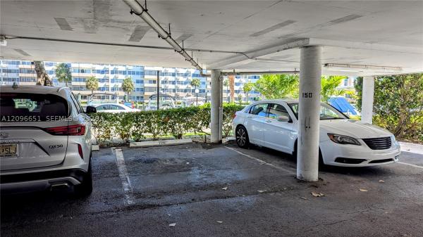 Arlen House Central, 300 Bayview Dr #206, Sunny Isles Beach, Florida 33160, image 1