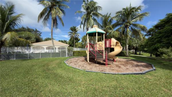Palmbrooke Townhomes, 5060 Palmbrooke Cir, West Palm Beach, Florida 33417, image 1
