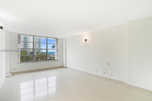 3800 S Ocean Dr #414, Hallandale Beach, Florida 33019, image 1