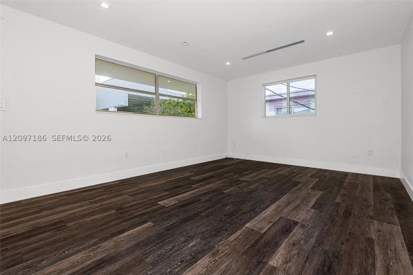 Oceanside Isle Of Normandy, 6910 Bay Dr #6, Miami Beach, Florida 33141, image 1