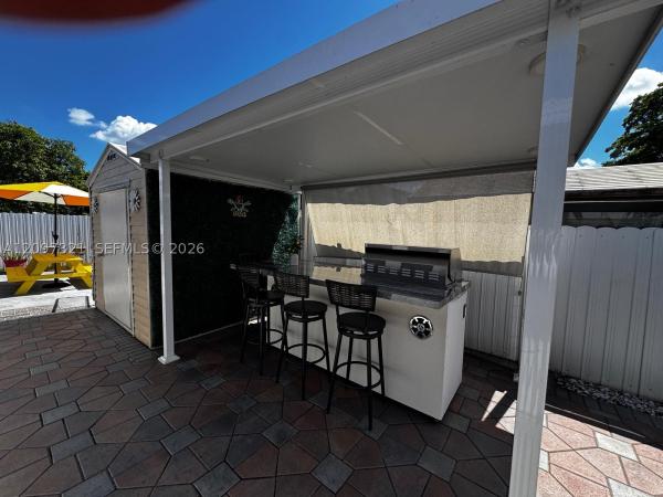 5836 NW 199th St, Hialeah, Florida 33015, image 1